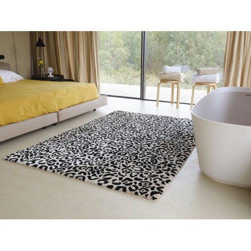 Abyss & Habidecor Leopard - Black (990)