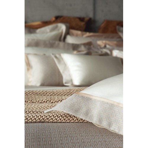 Celso De Lemos Avalon Jacquard Bed Linen - Powder(660)